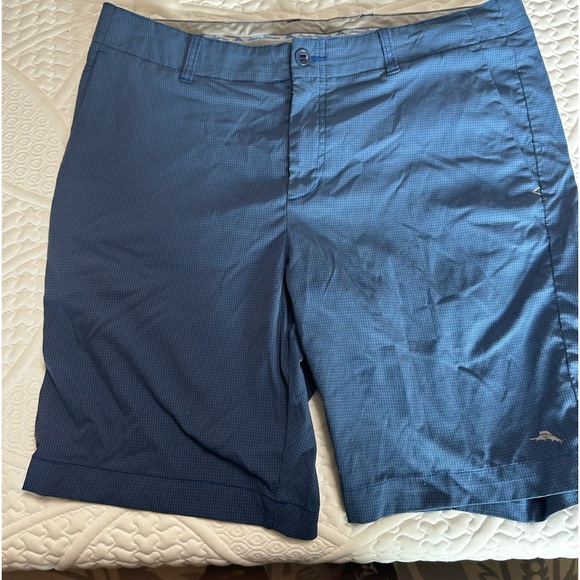 Tommy Bahama Shorts - Picture 1 of 2
